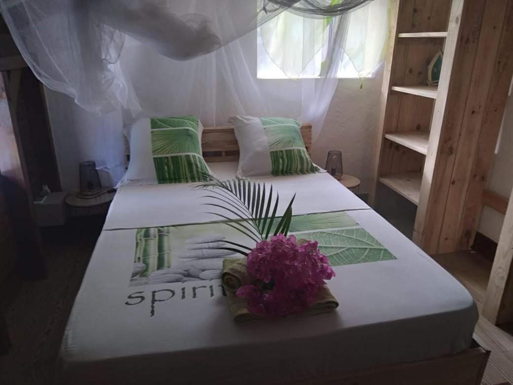 Kaz Creole Aventure Tropicale Insolite, Fibre, Jardin Et Jacuzzi Prives Saint-Francois  Dış mekan fotoğraf