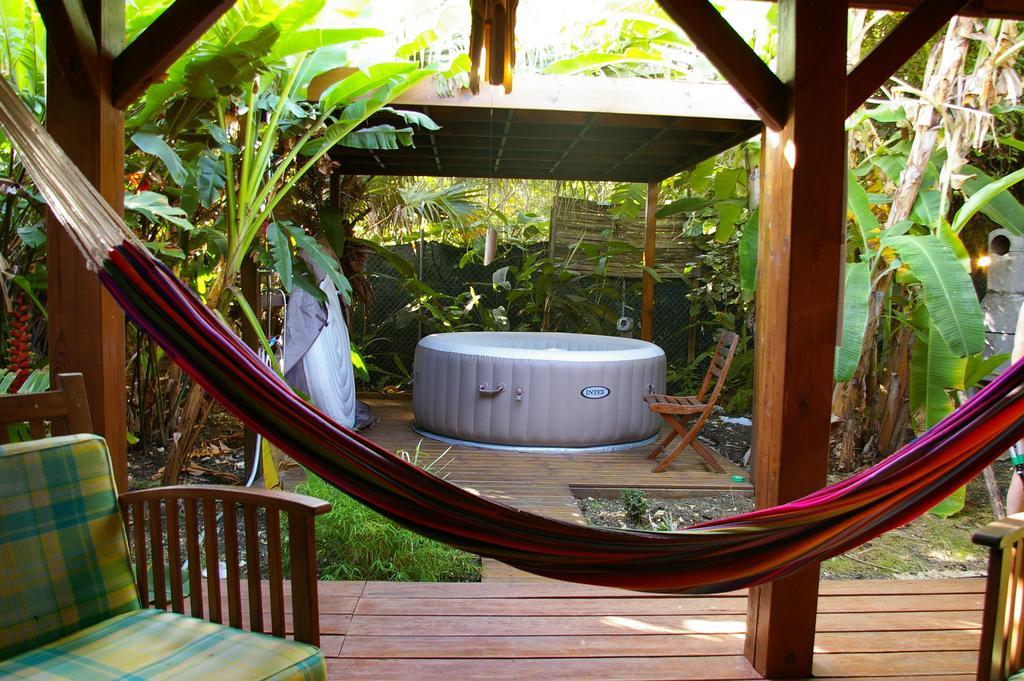 Kaz Creole Aventure Tropicale Insolite, Fibre, Jardin Et Jacuzzi Prives Saint-Francois  Dış mekan fotoğraf