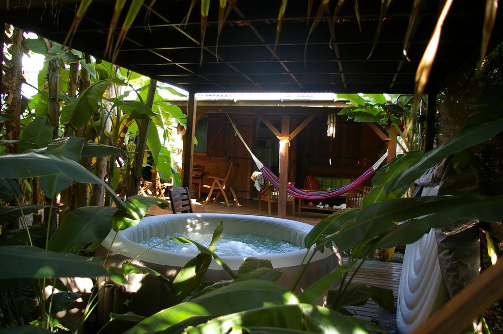 Kaz Creole Aventure Tropicale Insolite, Fibre, Jardin Et Jacuzzi Prives Saint-Francois  Dış mekan fotoğraf